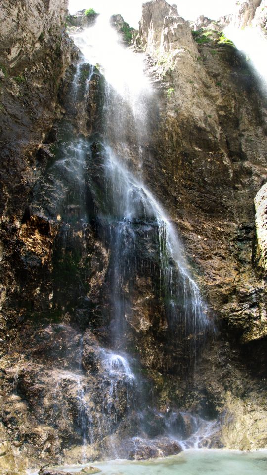 Zapotoški slapovi - foto povečava