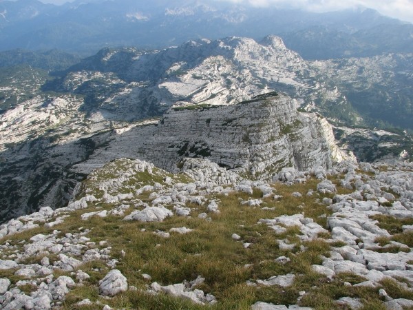 S Čela proti Velikim Vratom in Kalu ...