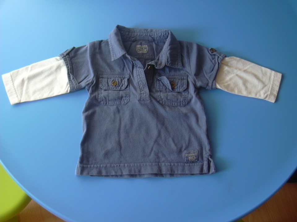 majčka H&M št 74 (vendar malo večja št.) zelo lepo ohranjena...4eur