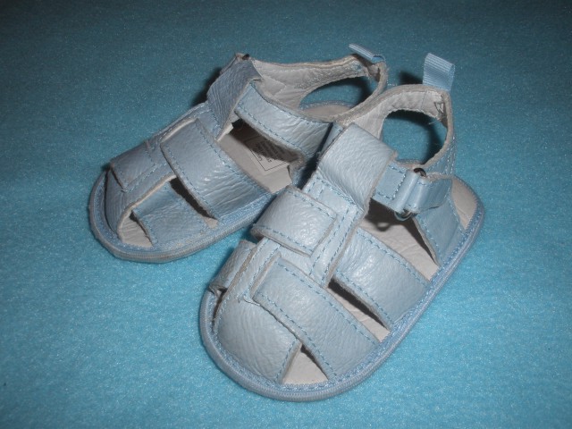 Sandalčki playshoes št 18/19...4eur