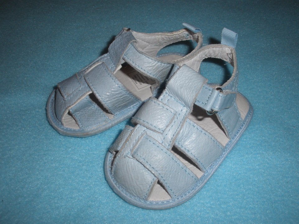 sandalčki playshoes št 18/19...4eur