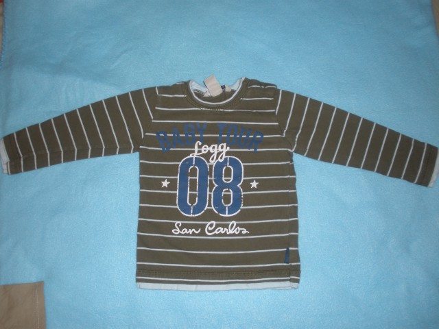 Majčka H&M št.86 (zelo lepo ohranjena)... 4,5eur