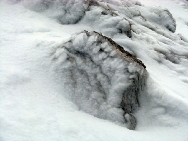 V led in sneg odete skale