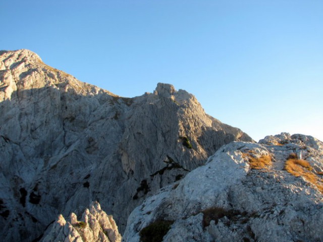 Pogled s Staniča naprej po grebenu
