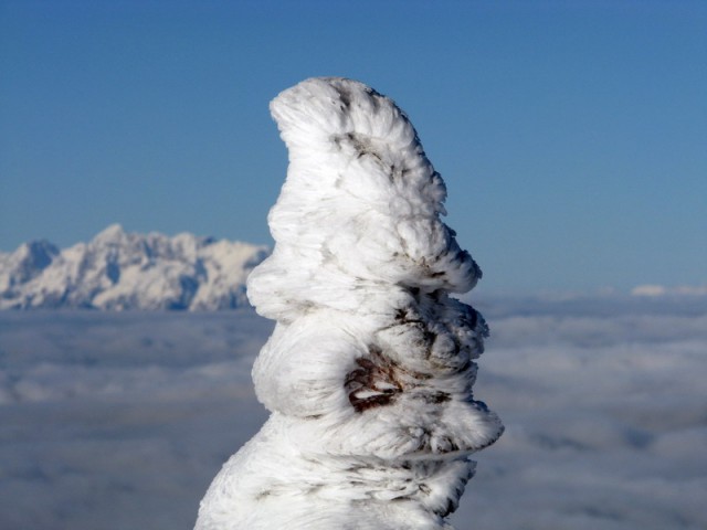 Snežna skulptura.