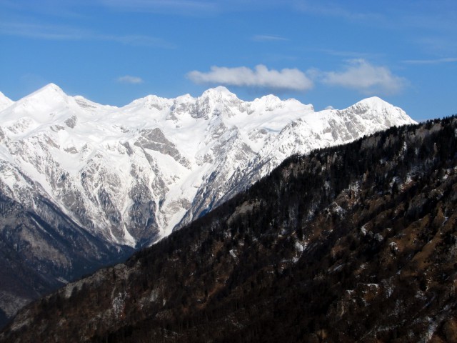 Grintovec, Dolgi hrbet, Štruca in Skuta, Rinke in Turska gora.