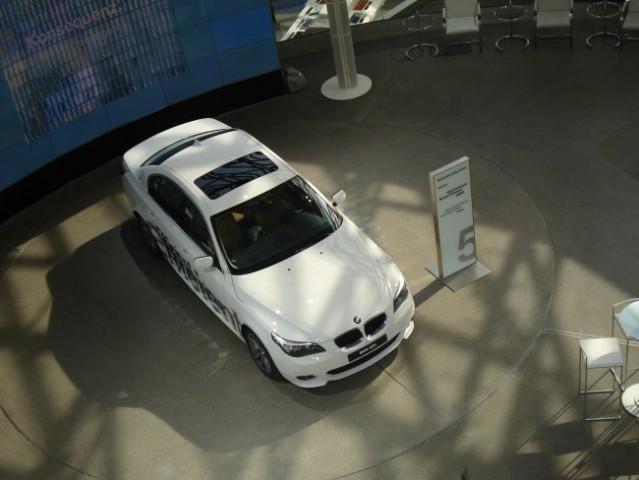 BMW Welt - foto