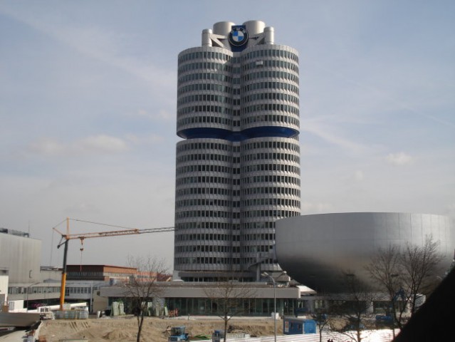 BMW Welt - foto