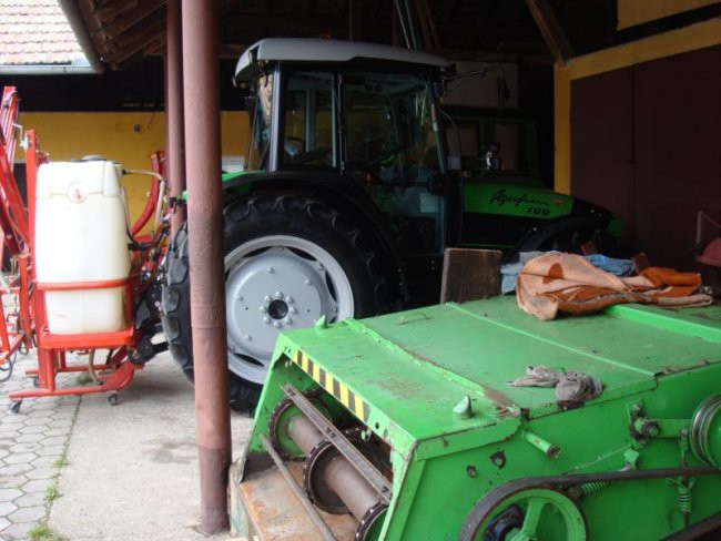 Traktor Agrofarm - foto povečava