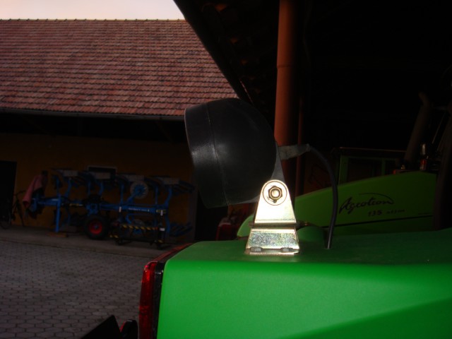 Traktor Agrofarm - foto