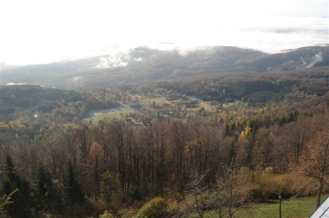 pogled s stolpa, ko se razkadijo meglice