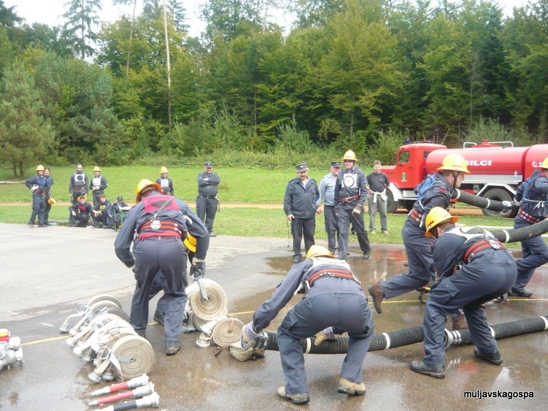 Izvajanje vaje na tekmovanju, september 2009 - foto povečava