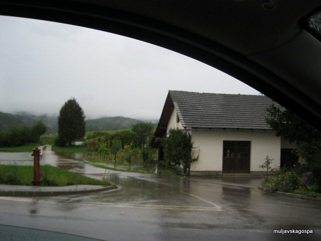 Poplave v KS Muljava, september 2010 - foto