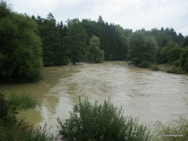 Reka Krka pri žagi (Gabrovčec)