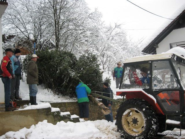 Okraševanje na Muljavi, december 2010 - foto