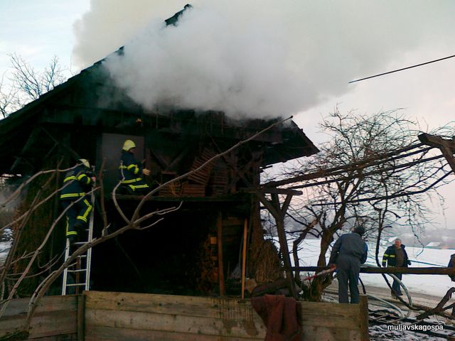 Požar na Vrheh, januar 2011 - foto