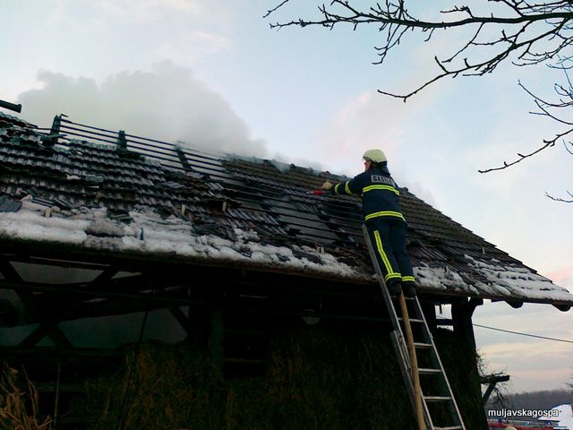 Požar na Vrheh, januar 2011 - foto