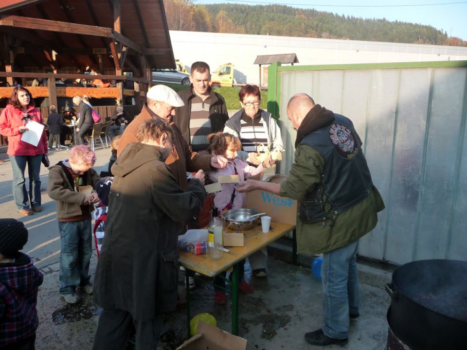 HALLOWEEN PARTY ZA OTROKE - foto povečava