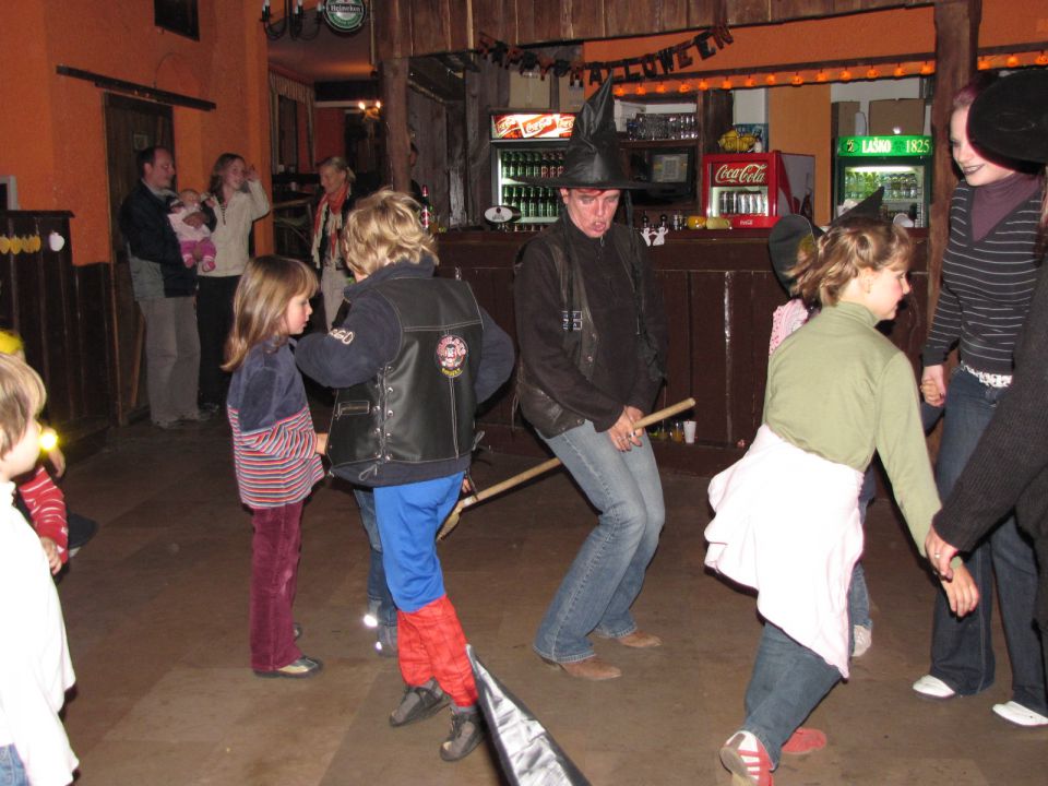 HALLOWEEN PARTY ZA OTROKE - foto povečava