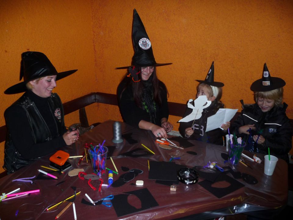 Halloween party za otroke 2010 - foto povečava