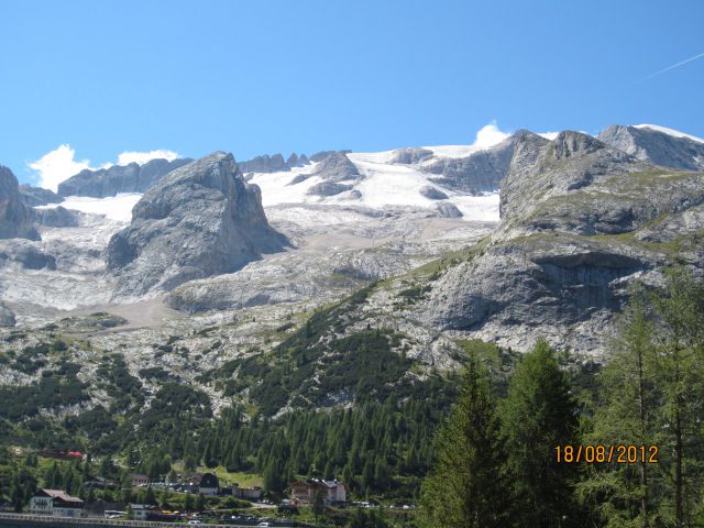 PANKRTI V DOLOMITIH - foto