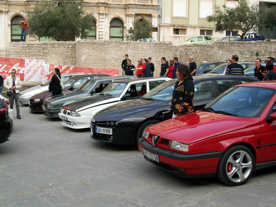 Alfa Romeo srečanje - Pula april 2010 - foto povečava
