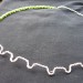 Zeleno-srebrna asimetrična verižice iz trde žice