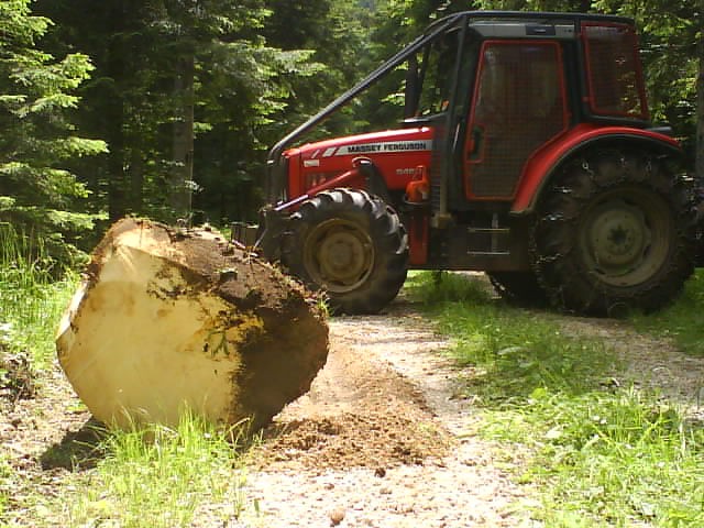 Traktor - foto povečava