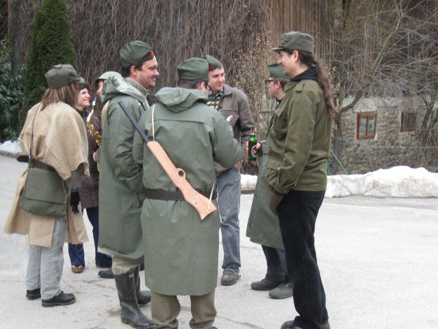 VUZENICA, pust- PARTIZANI, 22.2.2009 - foto povečava