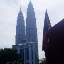 Petronasova dvojčka. Nekaj časa najvišja stavba na svetu, predvsem pa falična utopija male