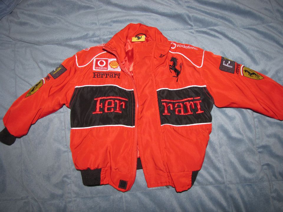 Original Ferrari jaknica št.XS ( 98/104)