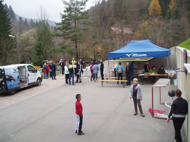 7. gorski tek na Polhograjsko Grmado - 2010 - foto