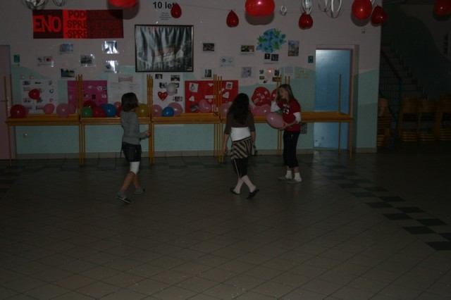 Srčkov ples (februar 09) - foto