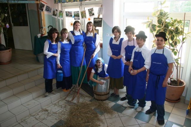 Predstavitev turistične raziskovalne naloge ( - foto