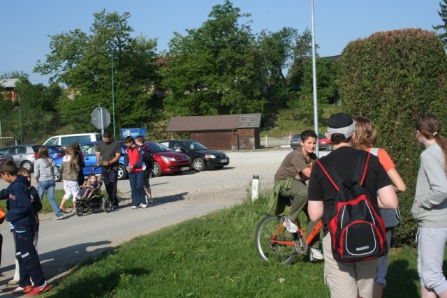 Dan gibanja in druzenja treh generacij (maj 0 - foto