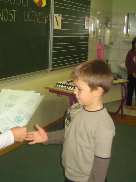 Sprejem prvošolcev (oktober 09) - foto