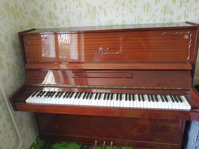Piano Belarus - foto