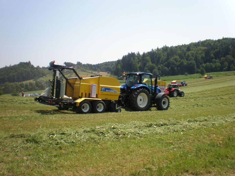 Demo Traktor forum - foto povečava