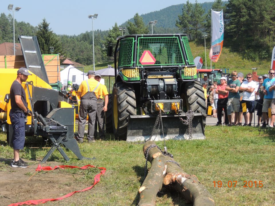 Demo - foto povečava