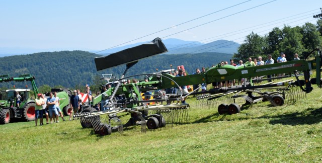 Demo SK Gače 20.7. - foto