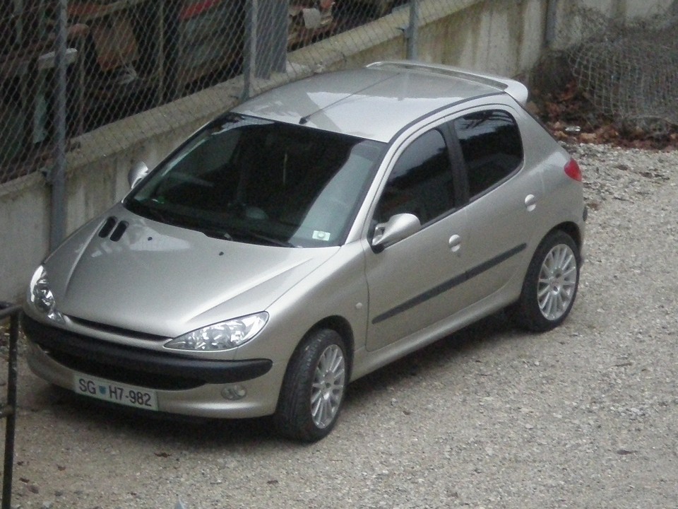 Peugeot 206 - foto povečava