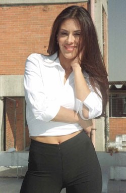Carla Ortiz - Andrea - foto