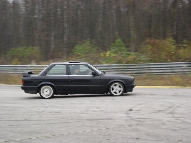 BMW e30 - foto povečava