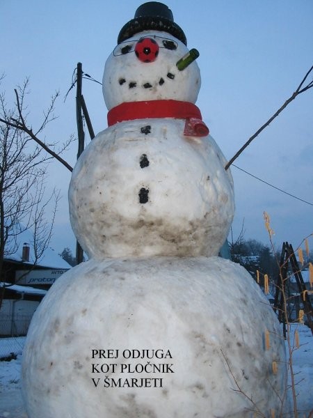 Snežak velikan
v Šmarjeti
leta 2004