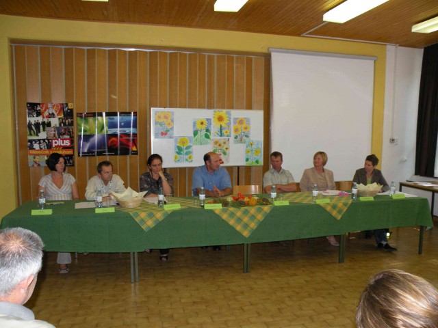 Oglarska dežela 2009 - okrogla miza (razvoj podeželja)