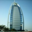 Najbogatejši hotel on the world-->Burj al arab (cena čaja je 20.000 SIT)