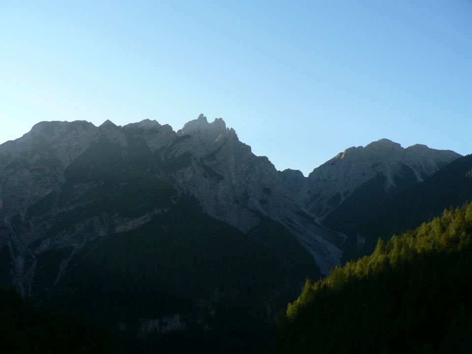 Italija-(Montenai) - foto povečava