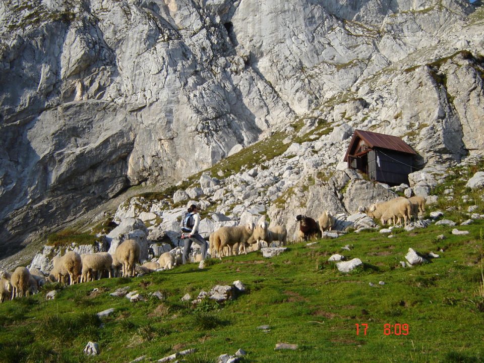 B.jezera-Mangart-M.špice 17.9.2011 - foto povečava