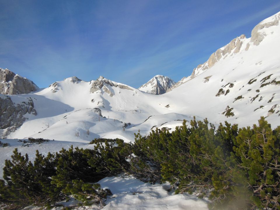 Triglav (18.4.14) - foto povečava