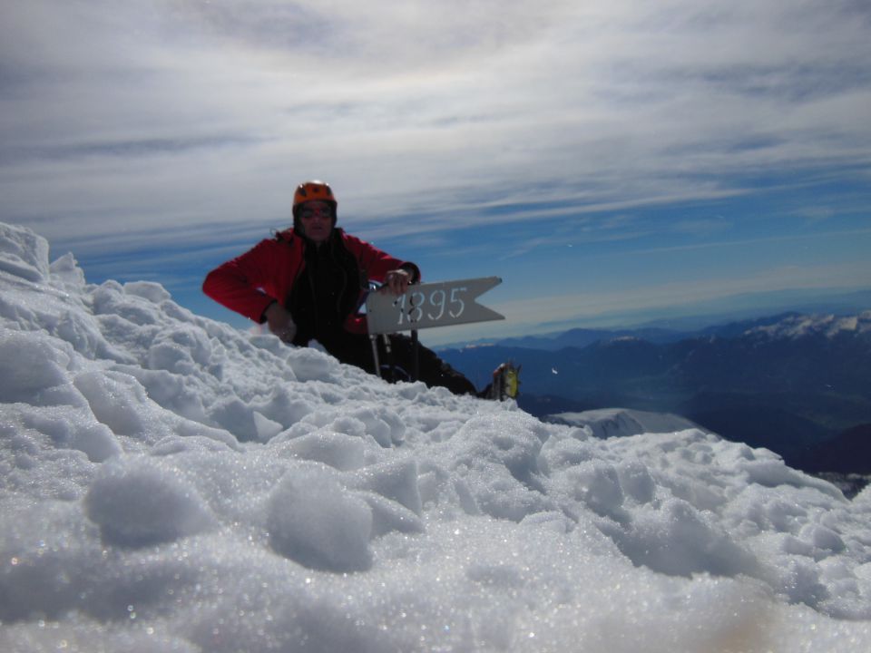 Triglav (18.4.14) - foto povečava